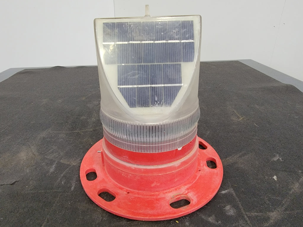 AVLITE SYSTEMS AV70-SW.R Solar Aviation And Taxiway Light