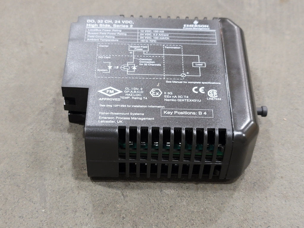 FISHER CONTROLS 32-Channel Series 2 DO Card w/ 32-Channel Terminal Block