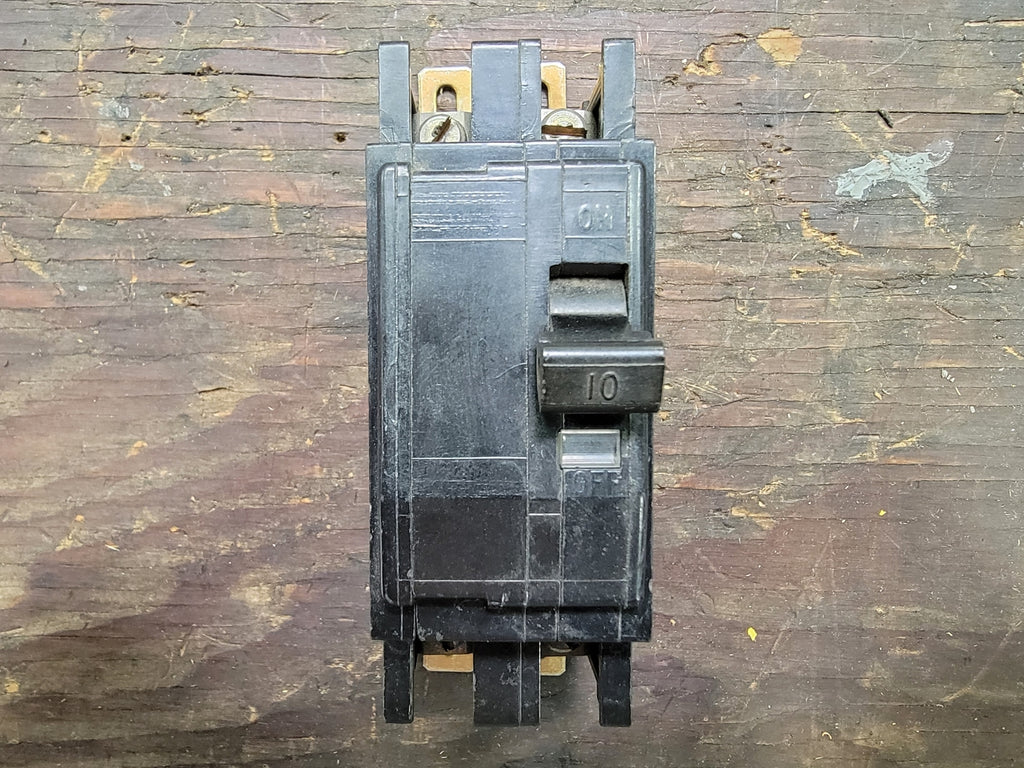 SQUARE D 10 Amp 2 Pole Circuit Breaker QOU2010