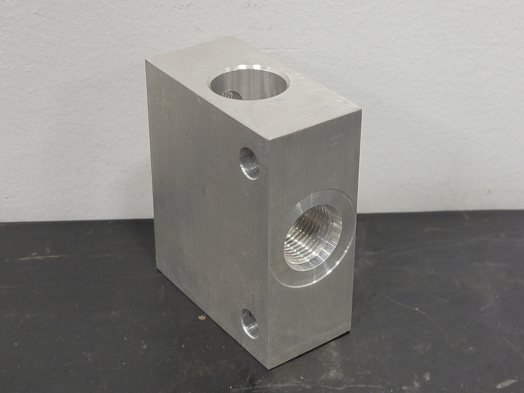 SUN HYDRAULICS ECJ Ninety Degree Line Mount Manifold