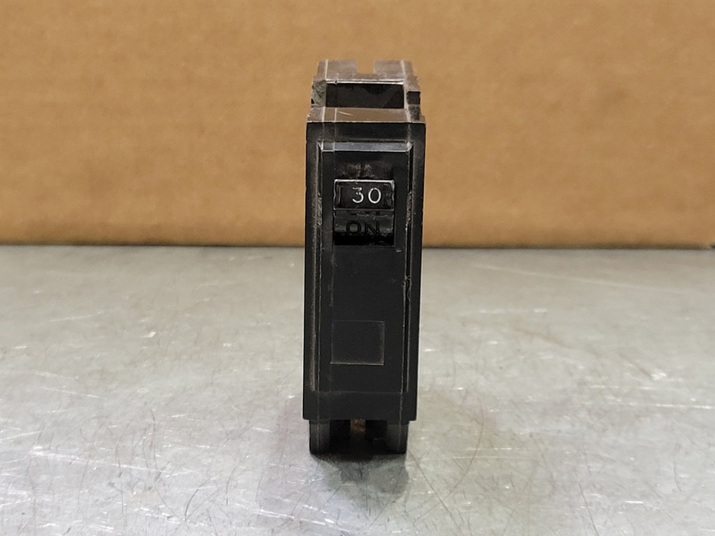 GENERAL ELECTRIC 30 Amp 1 Pole Circuit Breaker