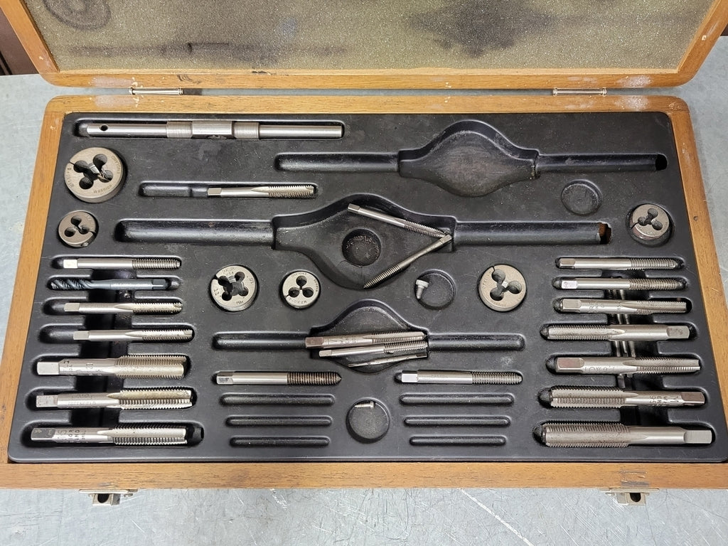 Hand Tap and Die Set
