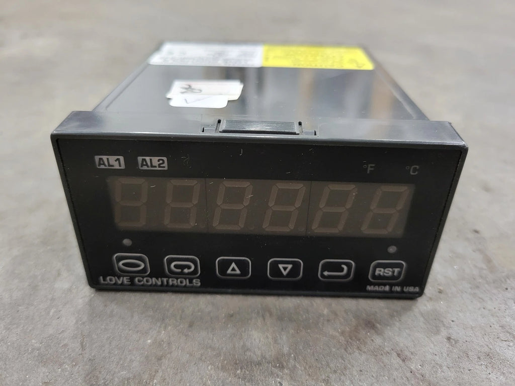 LOVE CONTROLS Digit Microprocessor Based Temperature Process Indicator PP451-995