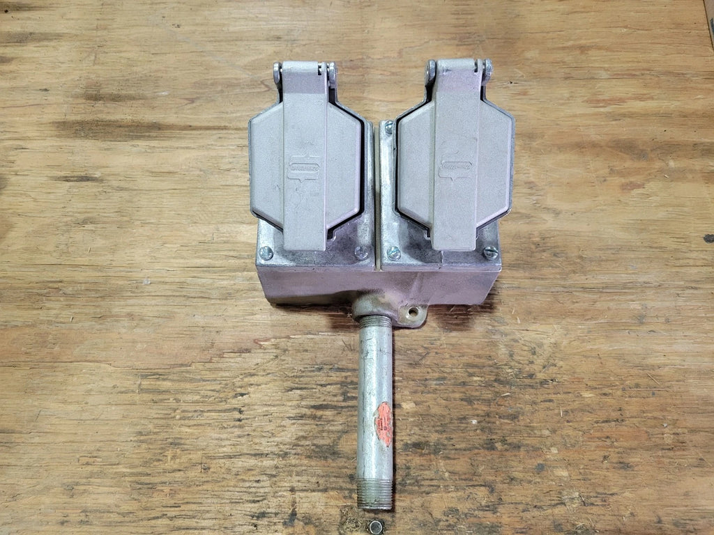 COOPER Dual Receptacle CPS152R