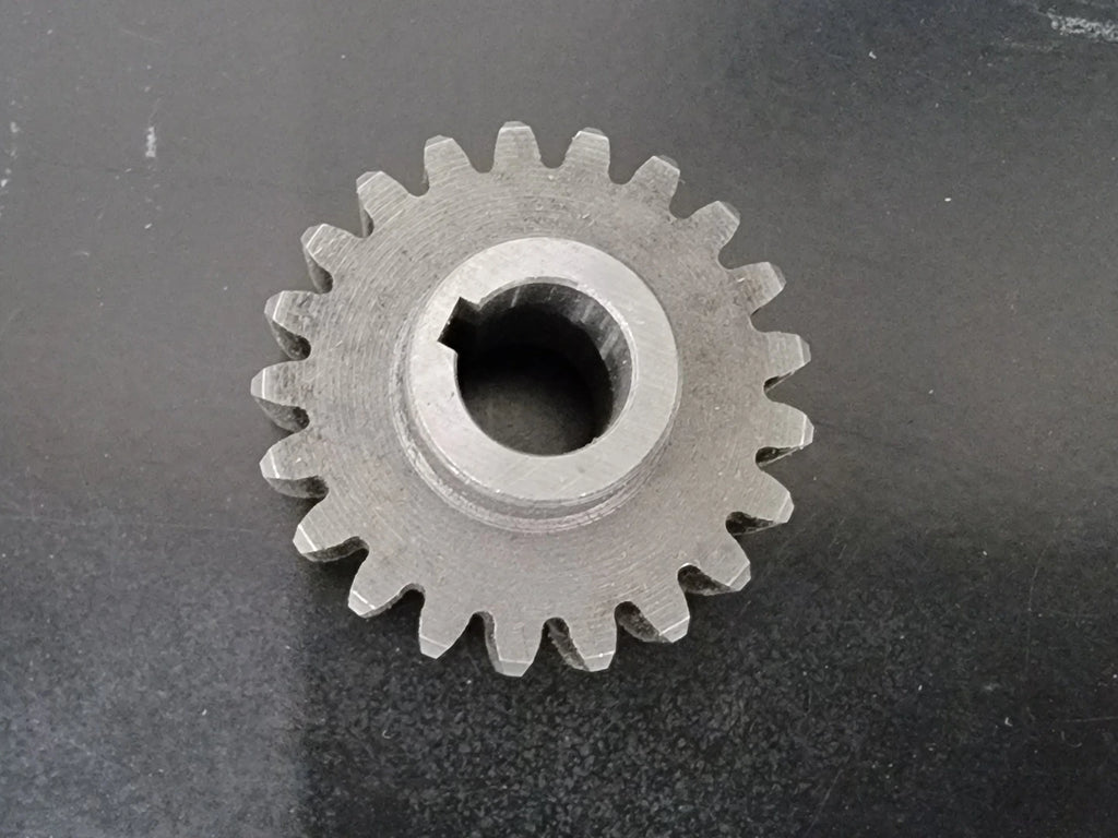 21 Teeth Pinion Gear w/ Hub LC1/ 1.930 18 1175, 0386016502C