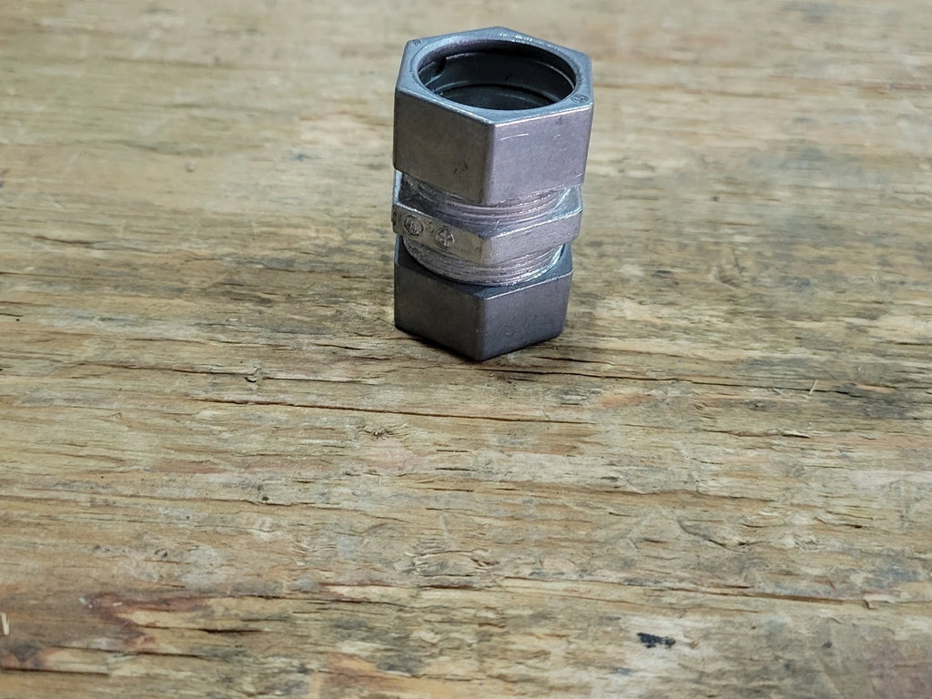 THOMAS BETTS 3/4" Compression Coupling TK-212