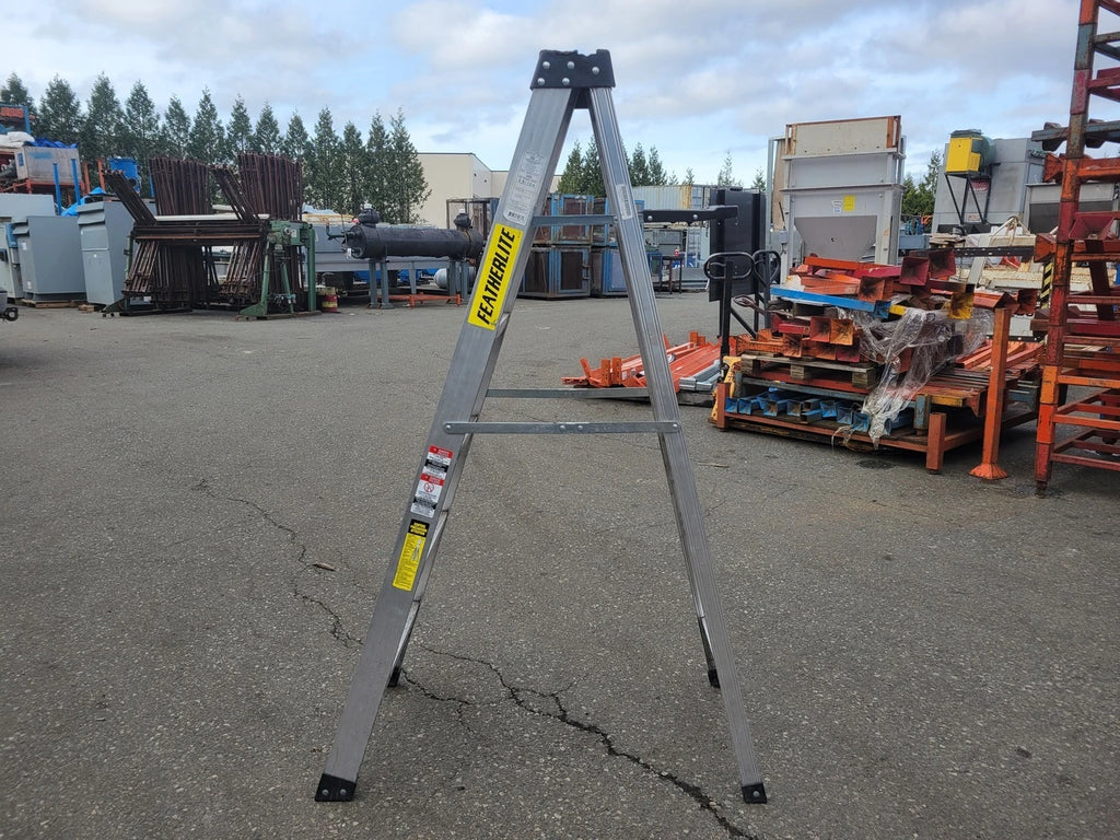 6' Aluminum Step Ladder, 300 lbs., Gr. 1A, No. 3406