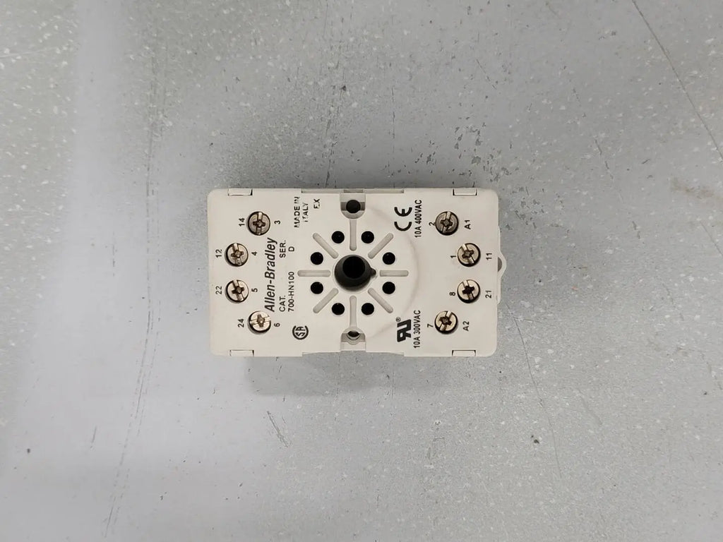 ALLEN-BRADLEY 8-Pin Relay Socket 700-HN100