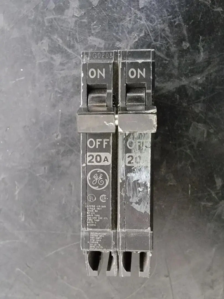 GENERAL ELECTRIC 20 Amp 2 Pole Circuit Breaker THQP220
