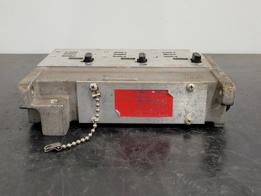 SCHRADER BELLOWS Three-Station Plug-In Manifold Assembly K142-076