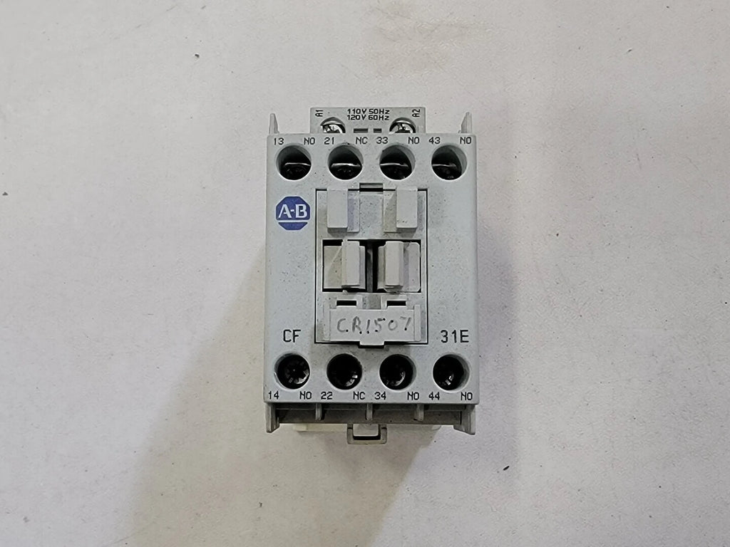 ALLEN-BRADLEY 10 Amp Industrial Control Relay 700-CF310