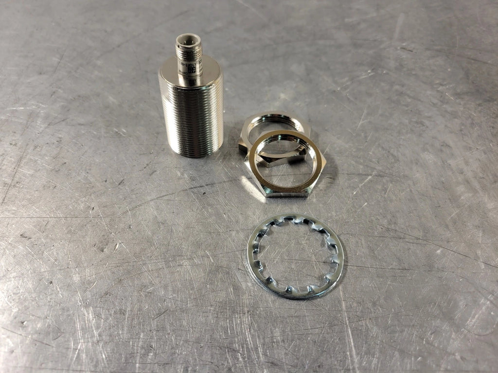 OMRON Proximity Sensor E2E-X10F1-M1