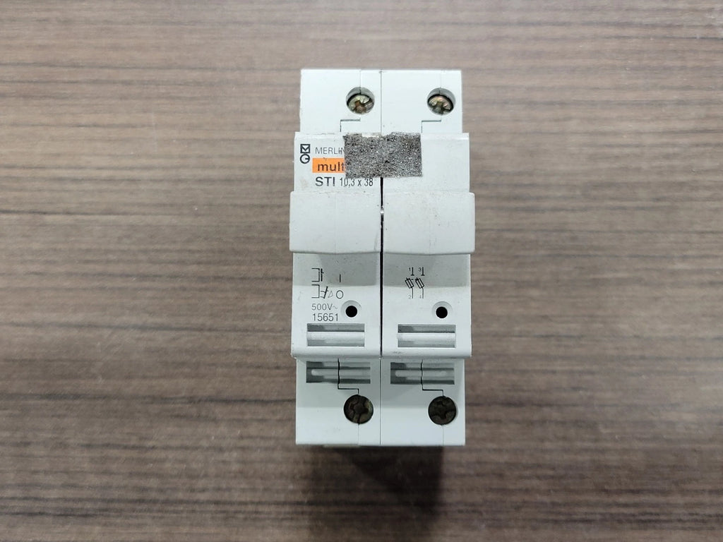 MERLIN GERIN multi 9 STI 10.3x38 mm 2 Pole Isolatable Fuse Carrier 15651