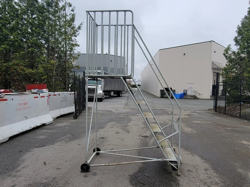 7 Step Mobile Ladder Stand 7H, 400 lbs., 63" Height