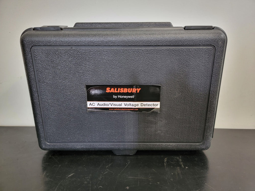 SALISBURY AC Audio/Visual Voltage Detector 4244 w/ Hot Stick