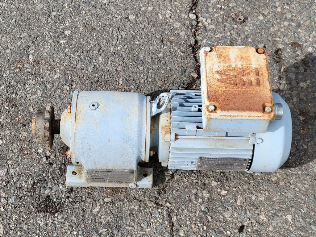 SEW 1 hp, 330/575 Volts, 276 Rpm Gearmotor R40DT80N4