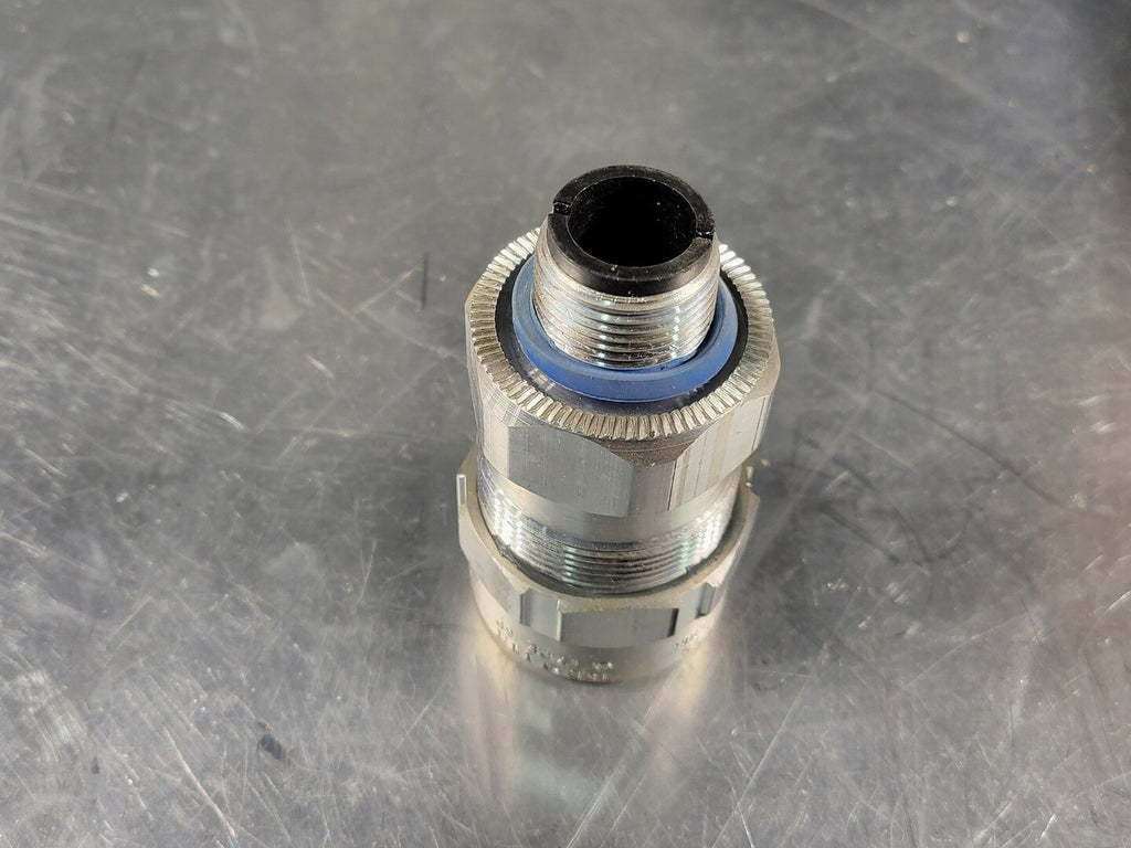 THOMAS & BETTS 3/4" Explosion Proof Cable Fitting STX075 (Per Piece)