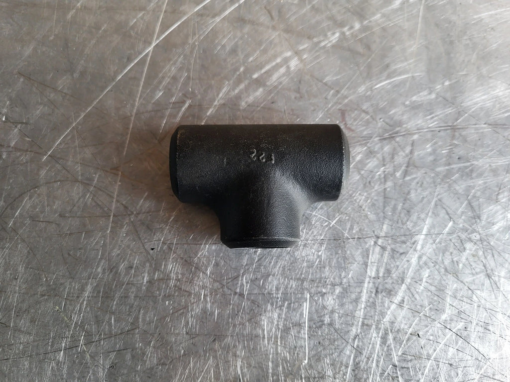 1" Equal-Tee Butt Weld WP22