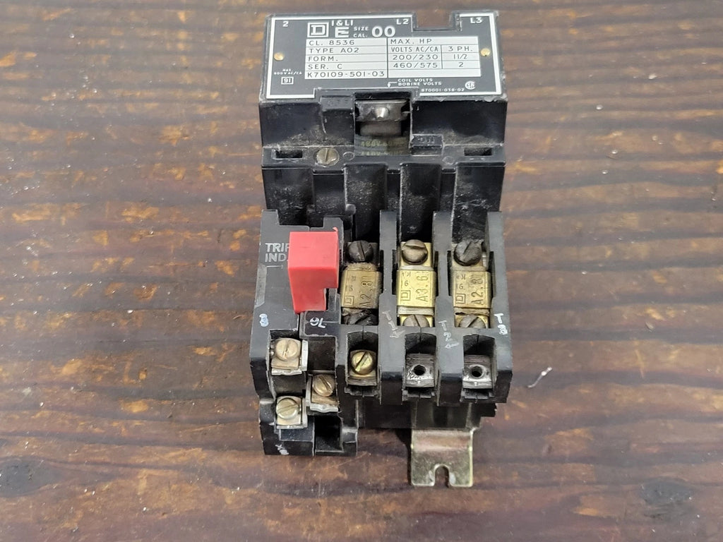 SQUARE D 2 hp, NEMA Size 00, 440/480 VAC Coil Non-Reversing Starter 8536AO2V06