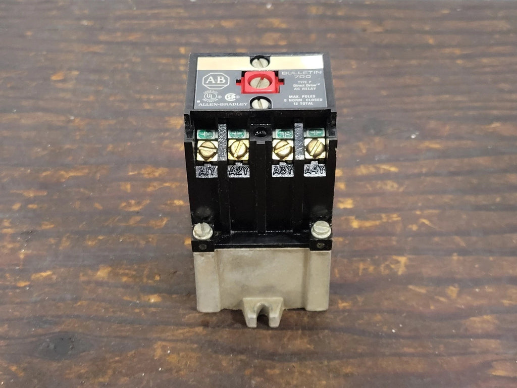 ALLEN-BRADLEY 10 Amp Control Relay 700-P400A4 