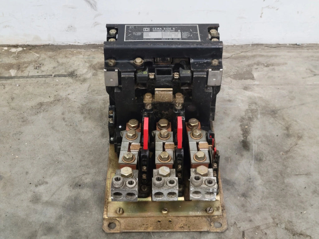 SQUARE D 270 Amp, 3 Pole, NEMA 5, 110/120 VAC Coil Contactor 8502SG02
