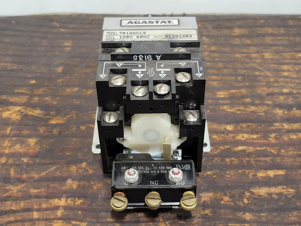 AGASTAT 10 Amp Time Delay Relay 7012ACLS
