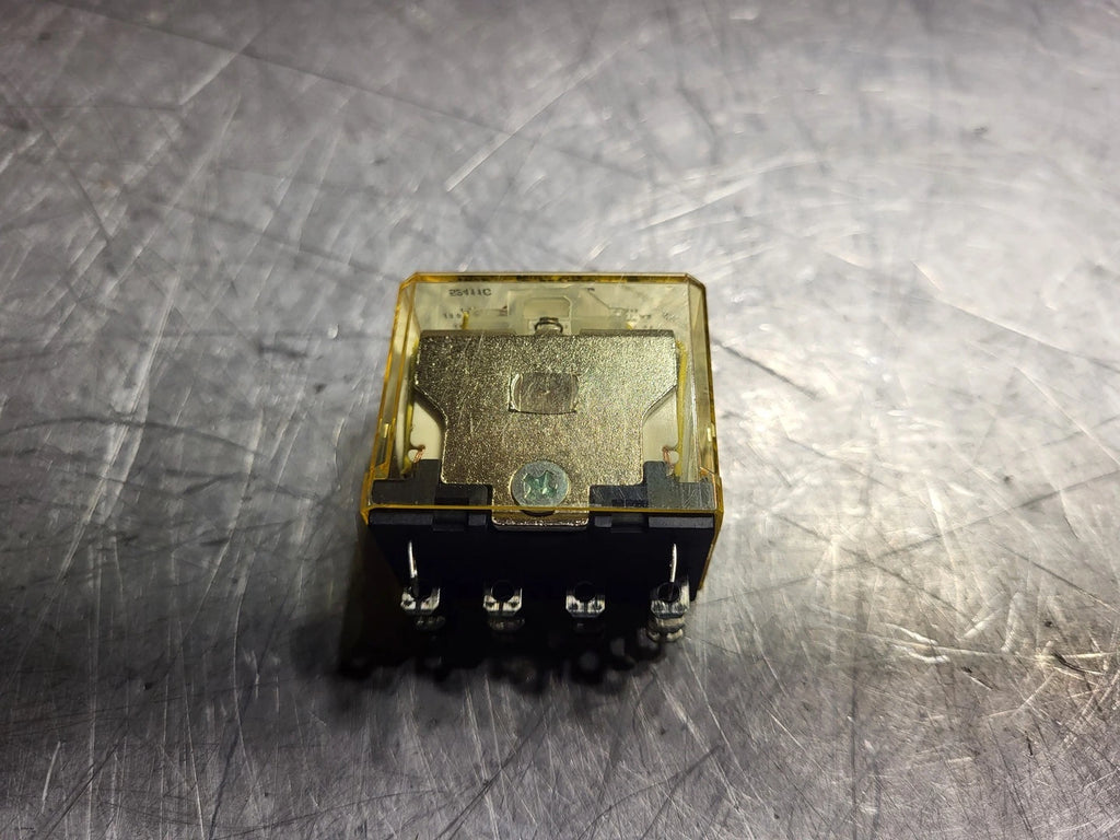 IDEC 10 Amp Power Relay RH4B-ULDC24V