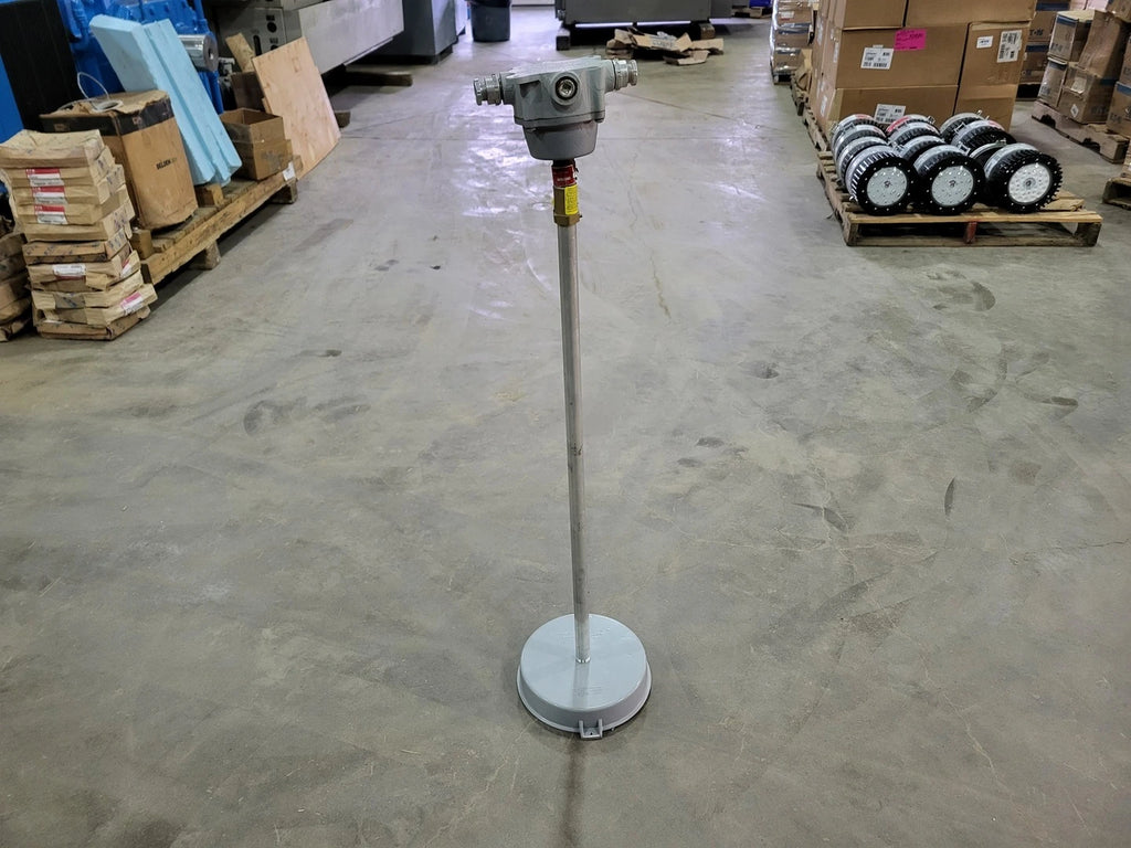 APPLETON EFH7548 Flexible Fixture Hanger w/ Conduit & Pendant Mount Cover