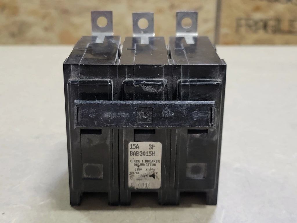 WESTINGHOUSE 15 Amp 3 Pole Circuit Breaker BAB3015H
