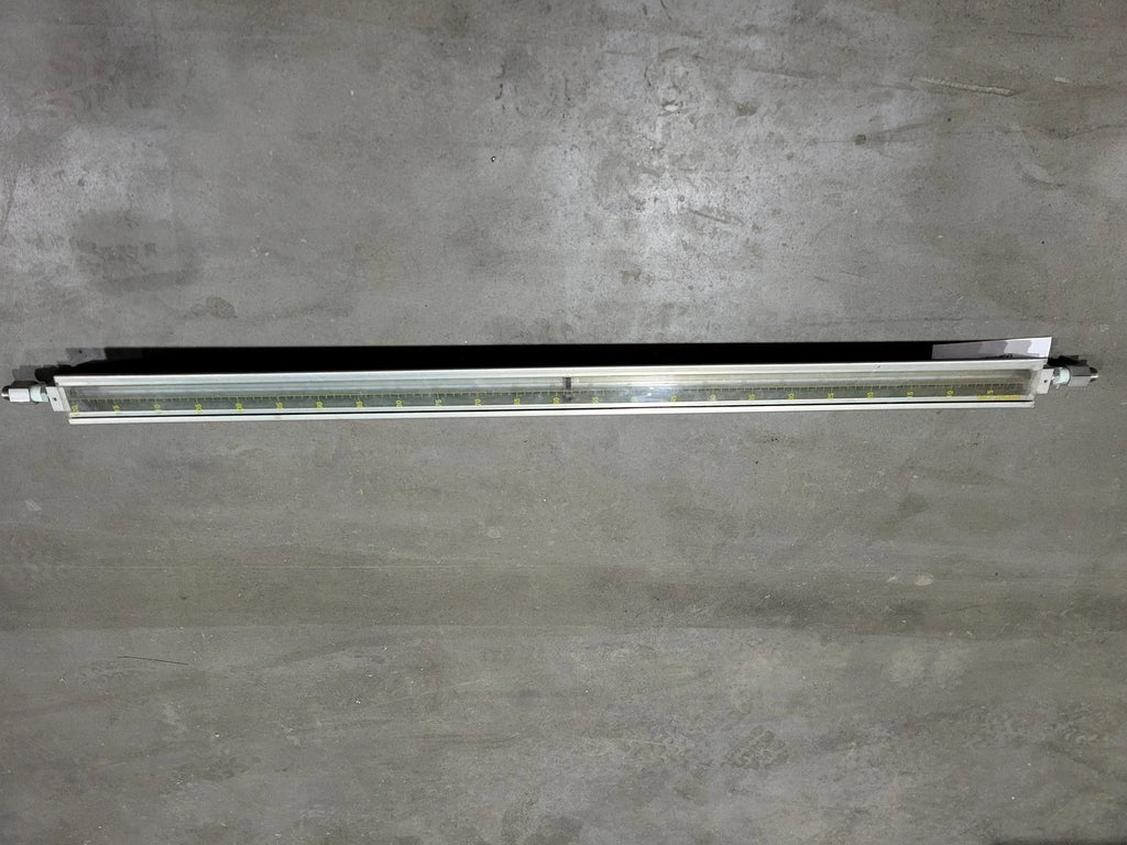 KENCO ENGINEERING COMPANY 52" 5700 Series Stainless Steel Bulk Tank Level Gauge
