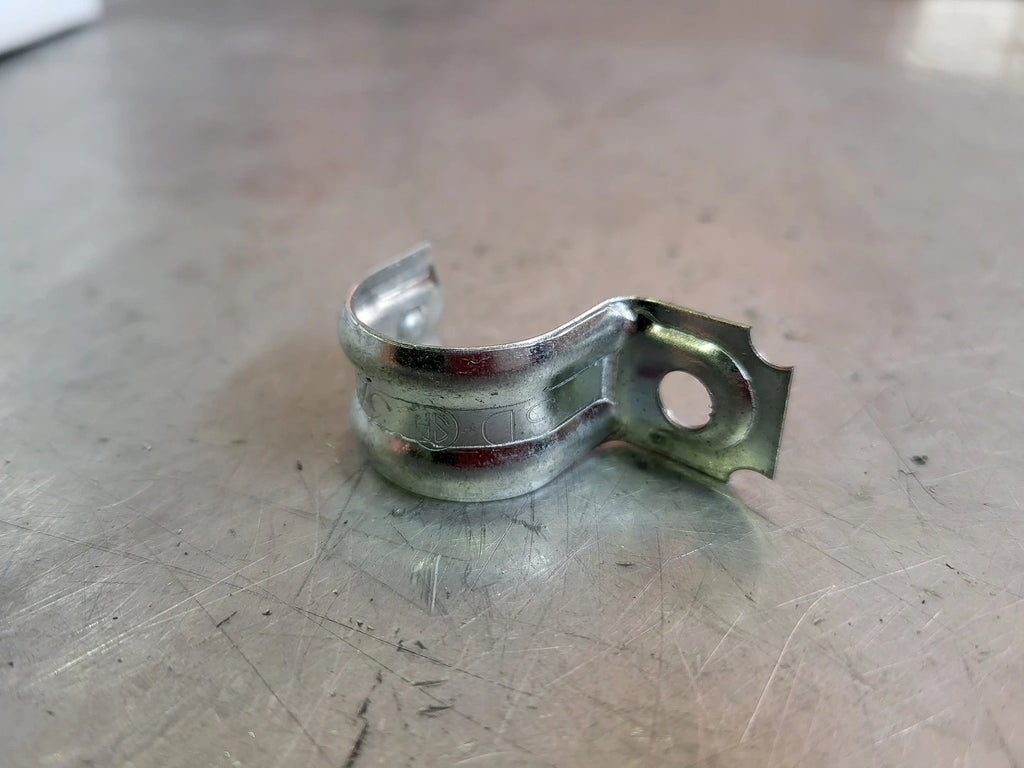 HUBBELL 3/4" One Hole EMT Strap E1S075 (Box of 100)