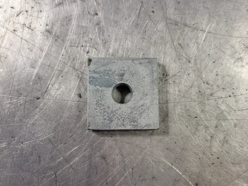 THOMAS & BETTS 3/8" Square Washer AB241-3/8HDGC (Box of 140)