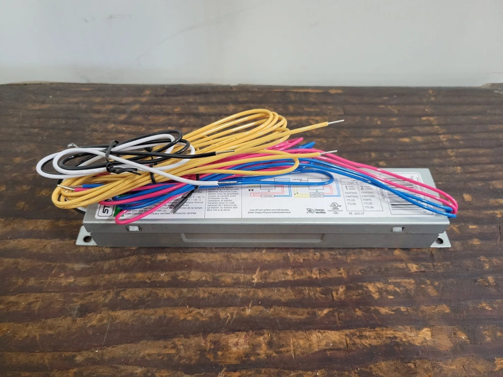 STANDARD 347 Volts 2 Lamps Electronic Fluorescent Ballast 63026 