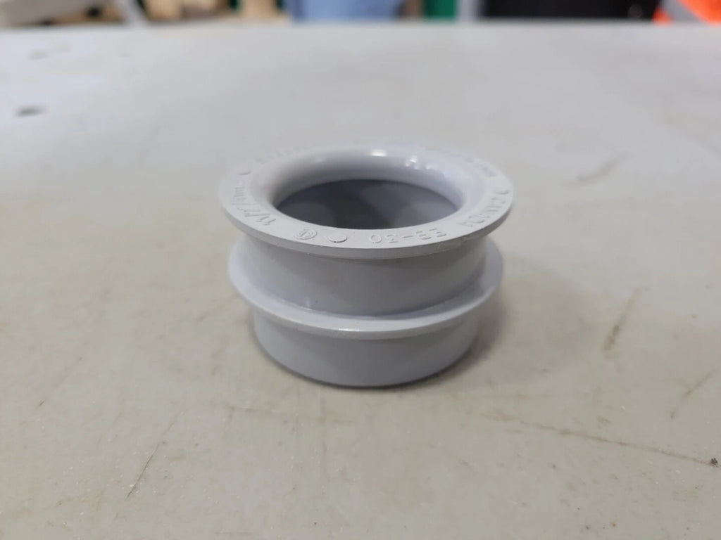 SCEPTER 1-1/2" PVC Mld End Bell Soc Socket MLD EB-30 (Box of 9)