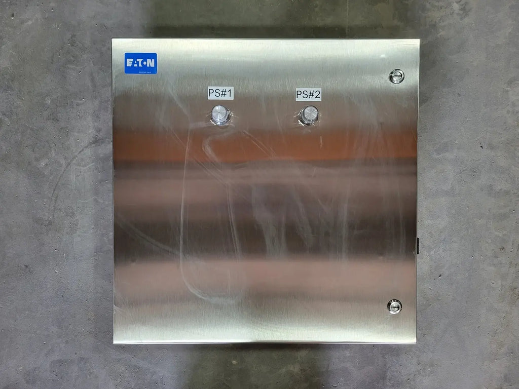 EATON CUTLER-HAMMER 25 hp, NEMA 3, 110/120 VAC Coil Non-Reversing Contactor ECN0134A w/ Enclosure