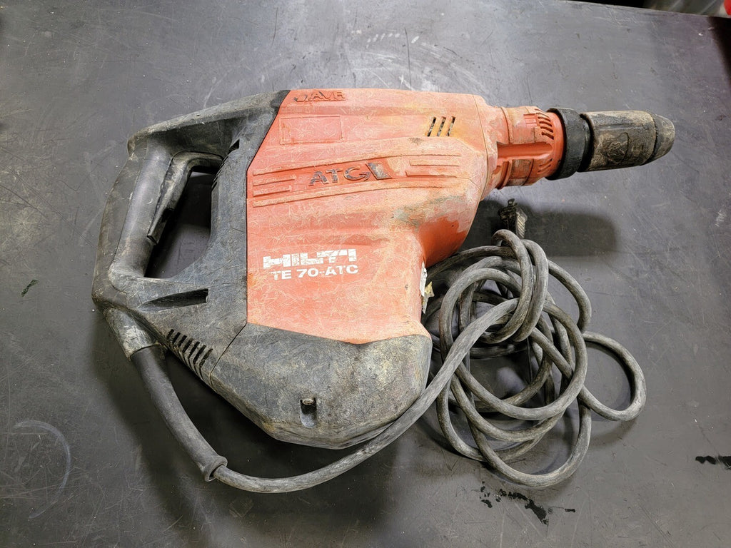 TE 70-ATC/AVR Rotary Hammer