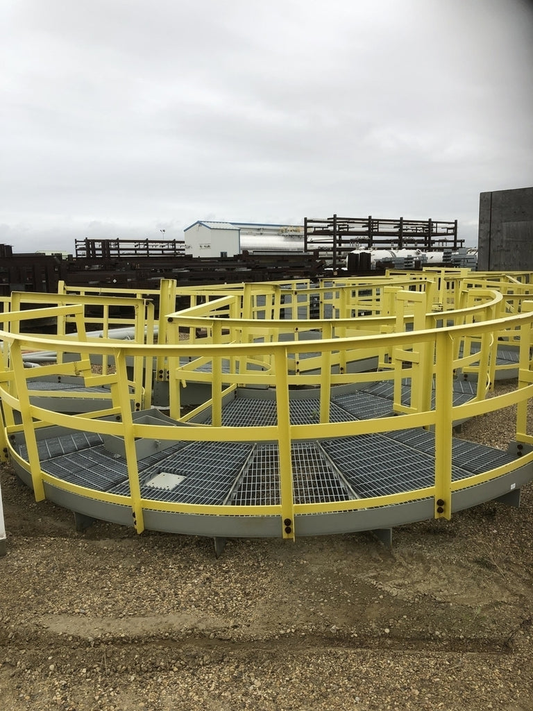 Curved Catwalk Section w/ Rails