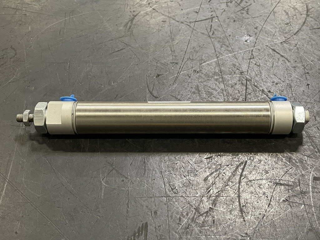 SMC Pneumatic Cylinder 1-1/16" Bore x 5" Stroke NCDME106-0500C