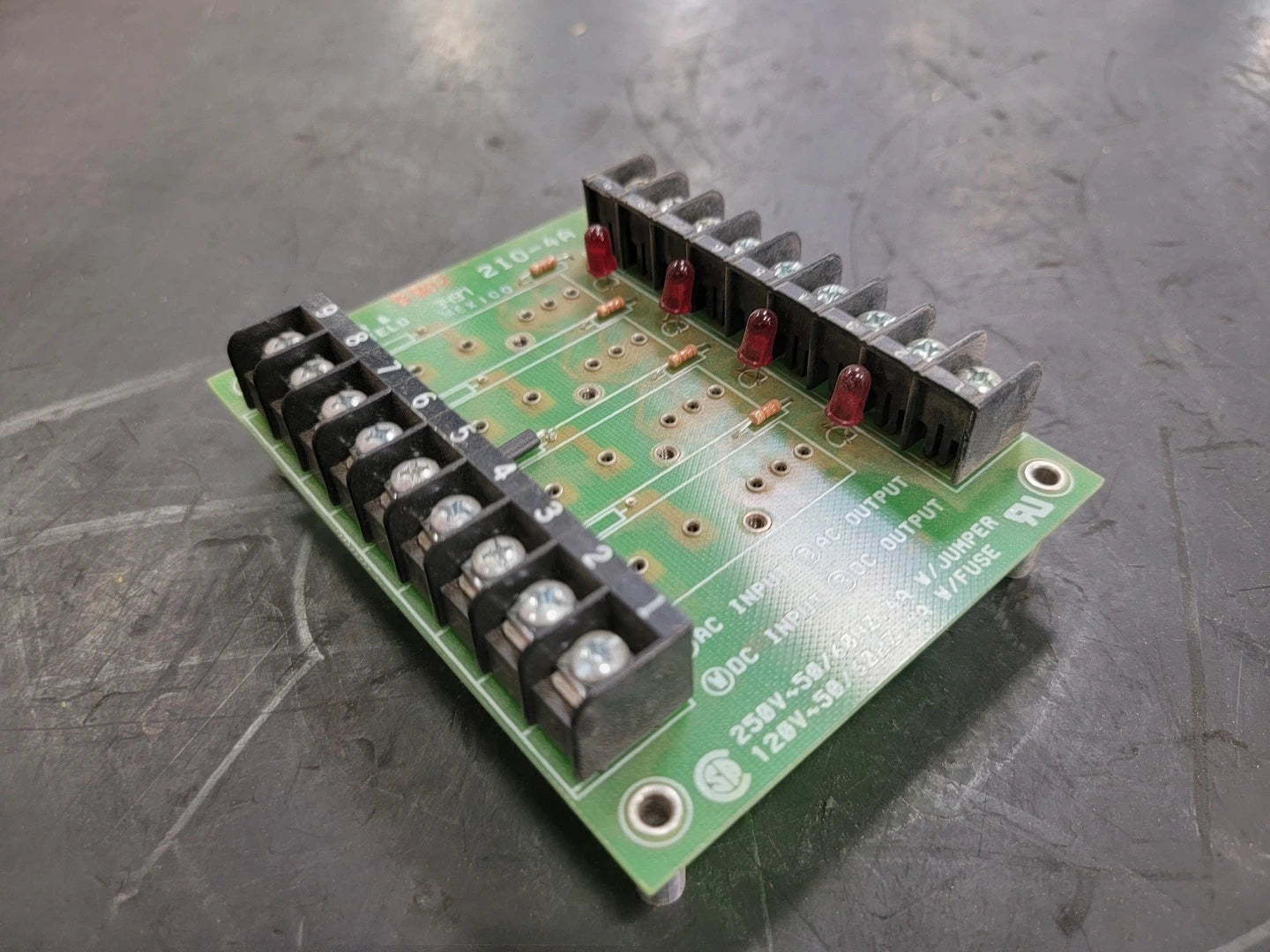 POTTER & BRUMFIELD I/O Relay Module Rack 210-4A