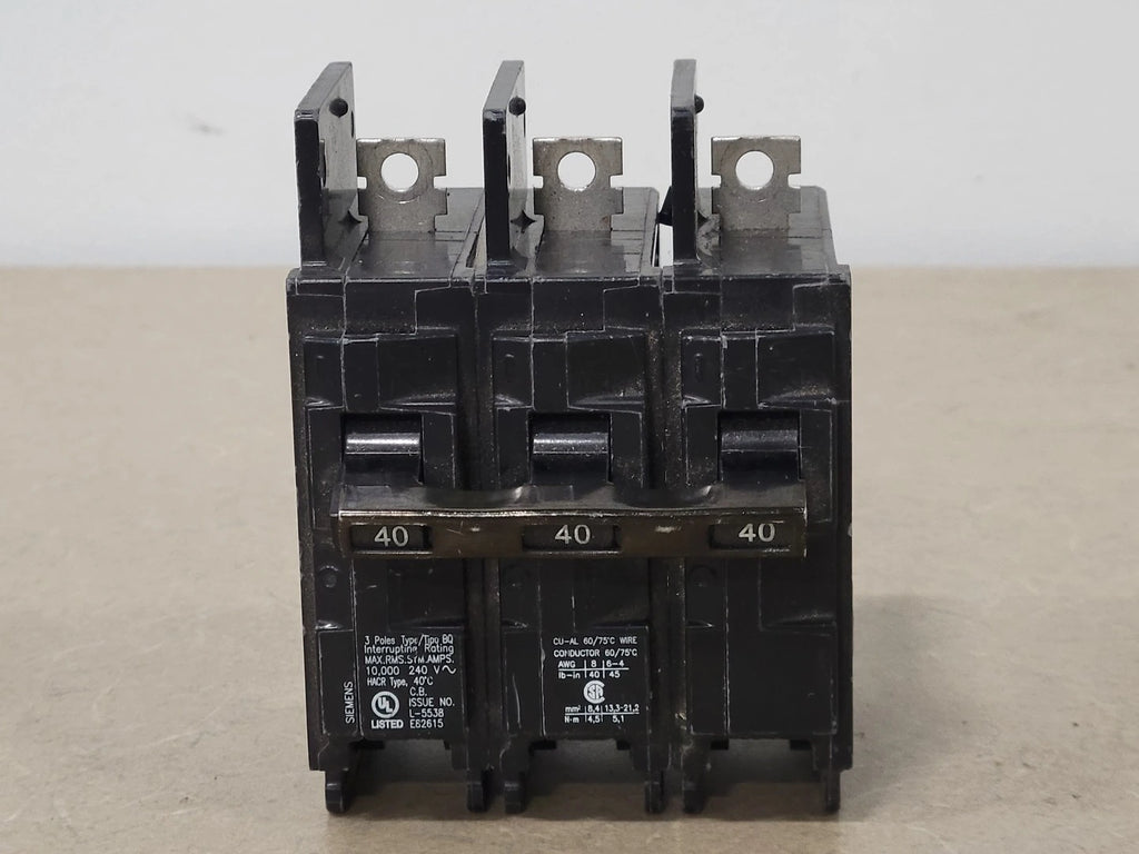 SIEMENS 40 Amp, 3 Pole, 240 volts Circuit Breaker BQ3B040