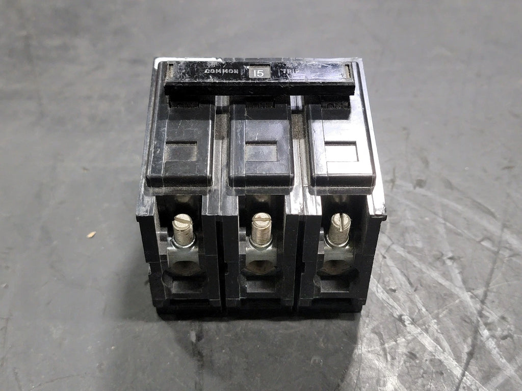 EATON 15 Amp, 3 Pole, 240 volts Circuit Breaker BAB3015H