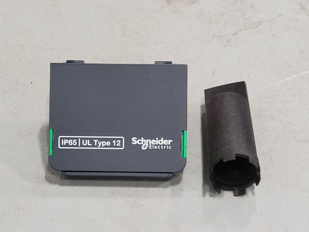 SCHNEIDER ELECTRIC Door Mounting Kit VW3A1112
