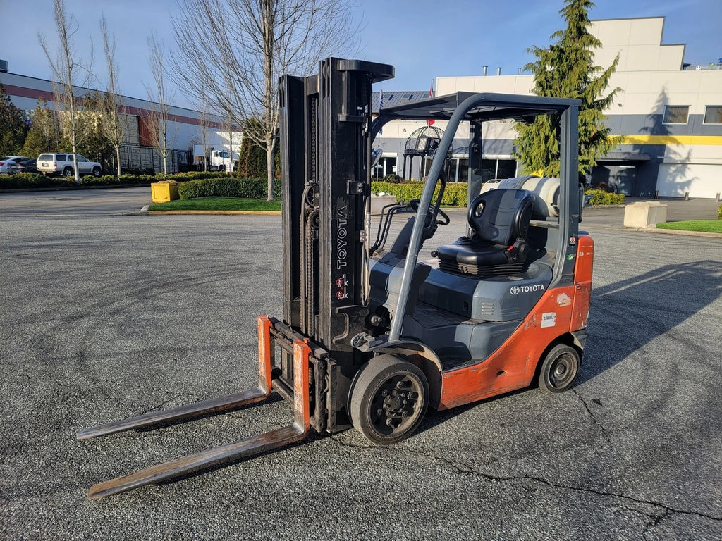 5,000 lb Forklift 8FGCU25
