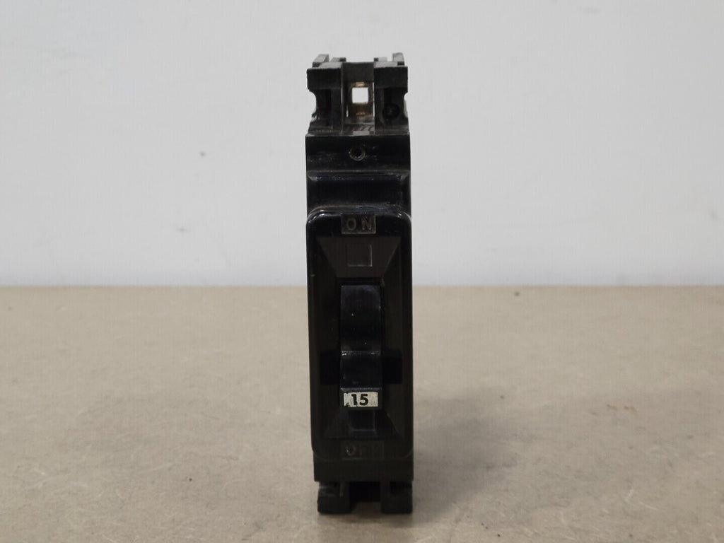 FEDERAL PIONEER 15 Amp, 1 Pole, 346 volts Circuit Breaker NEF311015