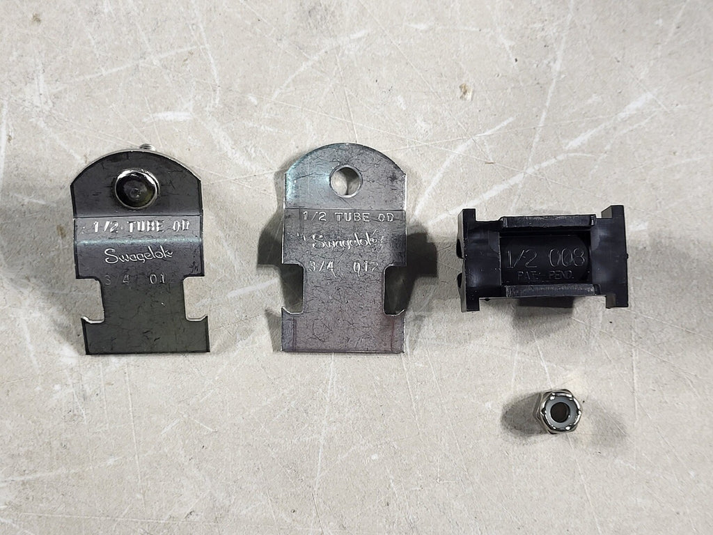 SWAGELOK 1/2" Cushioned Clamp Tube SS-TBC8