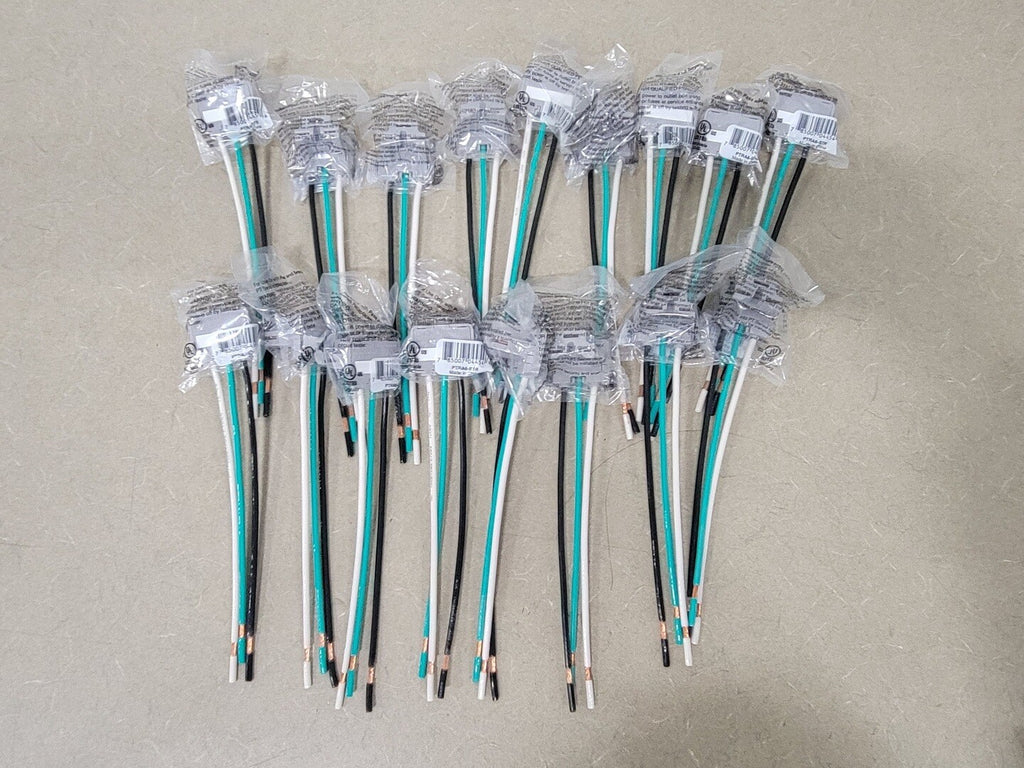 PASS & SEYMOUR Plug Tail Female Connector 6" Stranded Wire Right Angle PTRA6-STR (Bag of 17)