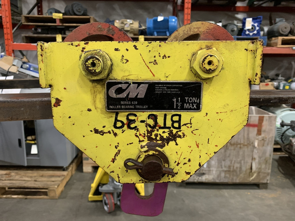 CM INDUSTRIES 1.5 Ton Roller Hoist Trolley